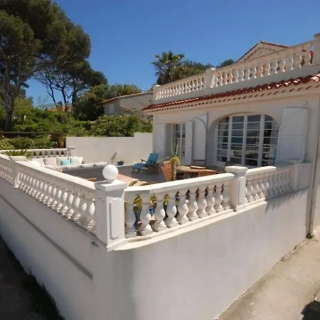 Willa La Plage Avec Piscine Fréjus